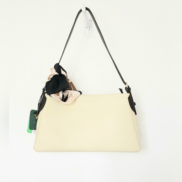 Valentina Women's NWT Made In Italy, Beige/Brown Pebbled Leather Shoulder Bag. - Picture 3 of 15